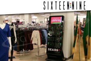 RETAIL PHONE CHARGING STATION USES FINGERPRINT SCAN FOR SECURITY