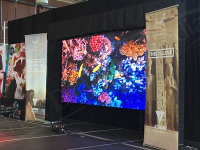 Benefits of Renting Digital Signage for Events