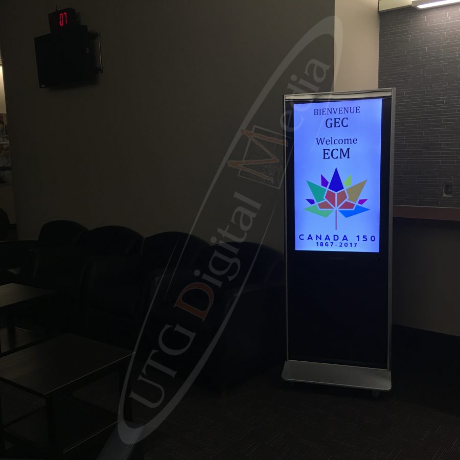 A UTG LCD Standup Screen at the PWGSC Facility