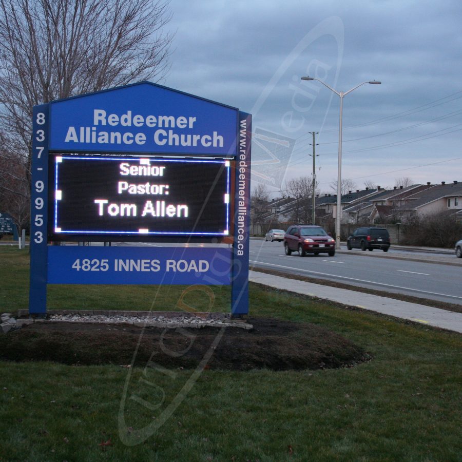 A UTG Outdoor LED Pylon sign at Redeemer Church